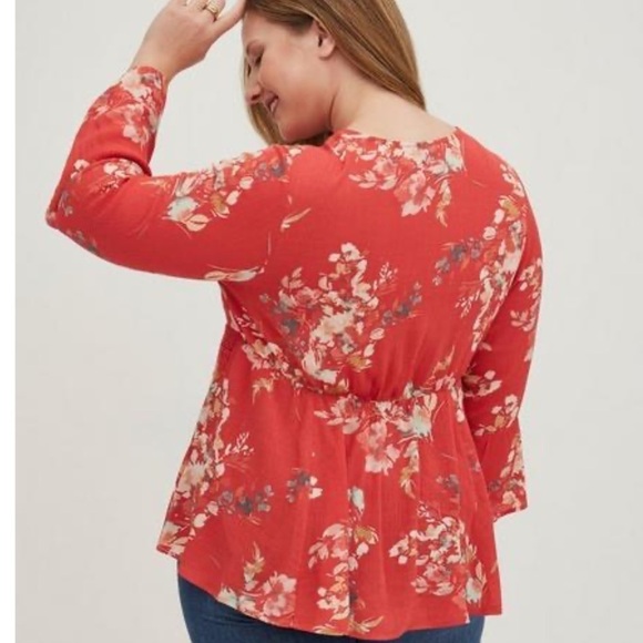 Torrid Babydoll Gauze Crochet Trim Lace-Up Top size 2 (2x) 18-20 - Picture 9 of 9